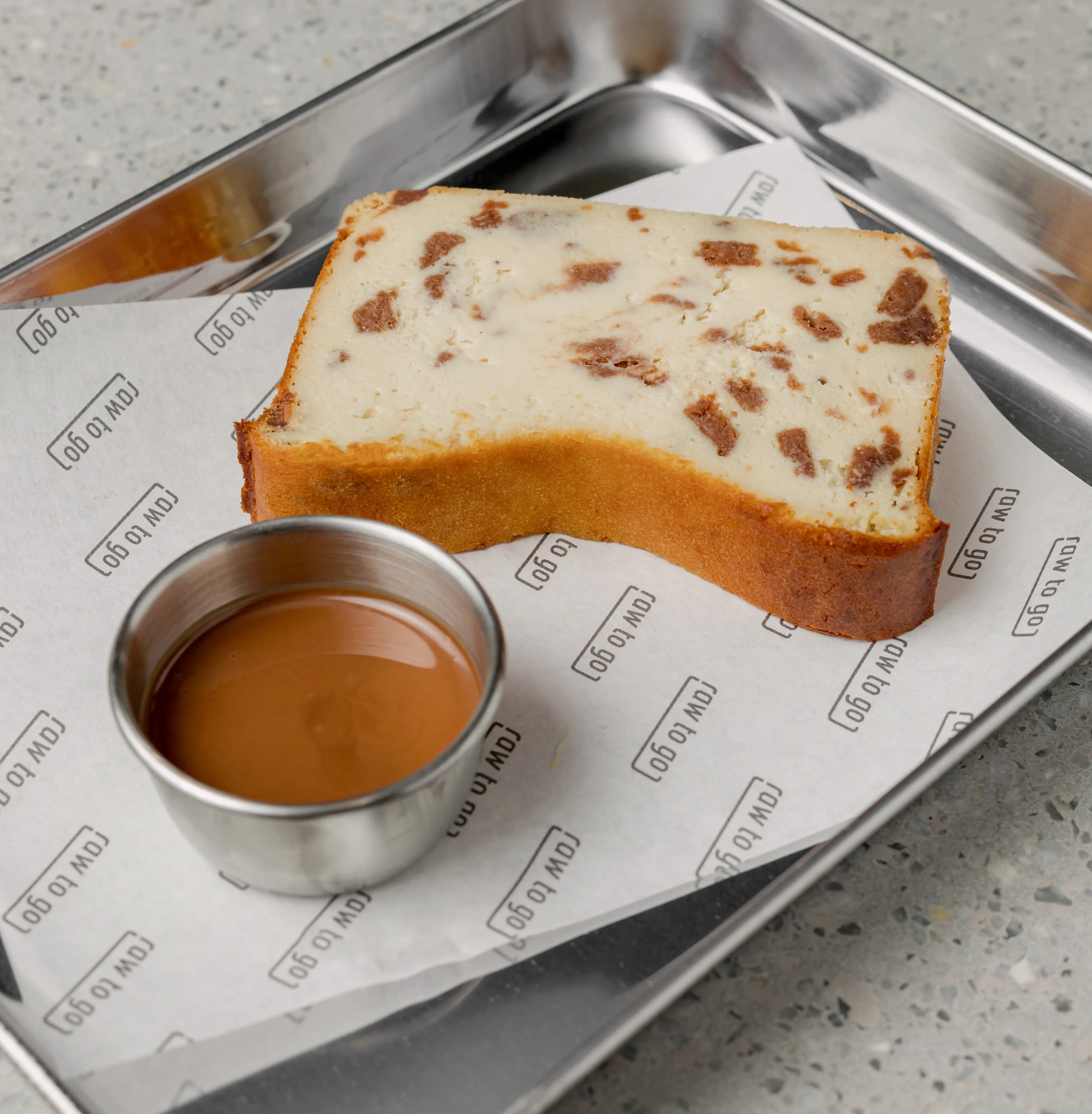 Баскский чизкейк с шоколадной крошкой печенья