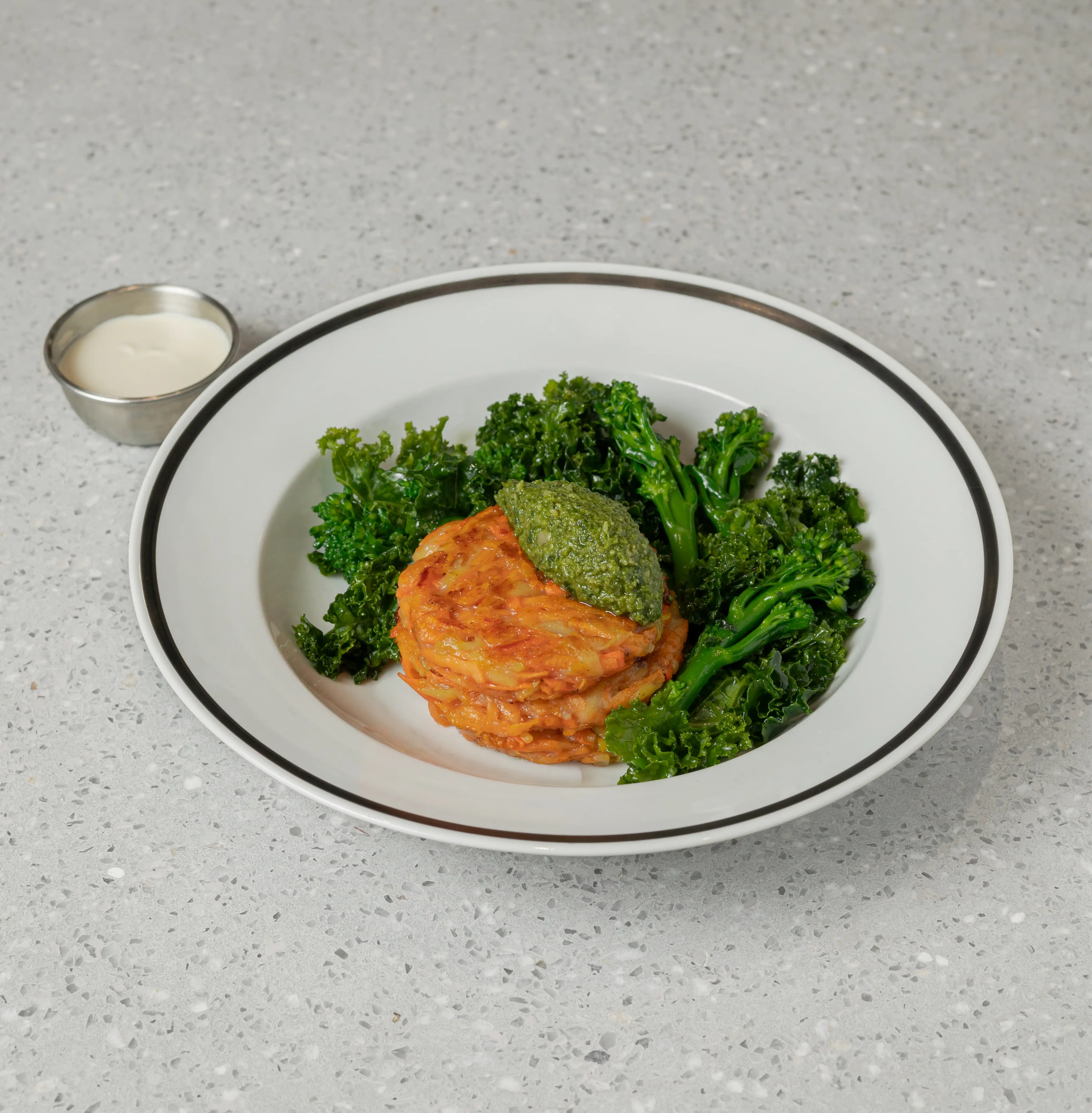 Драники со сметаной